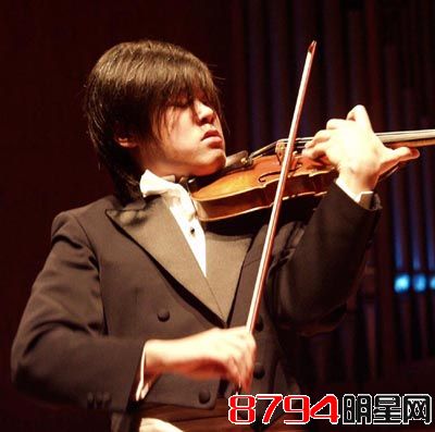 中国青年小提琴演奏家黄蒙拉