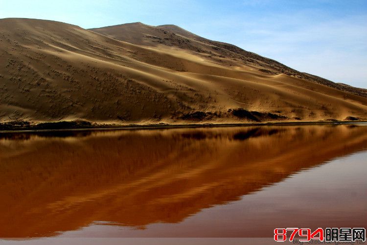 巴丹吉林沙漠之——巴丹湖和沙漠天池5