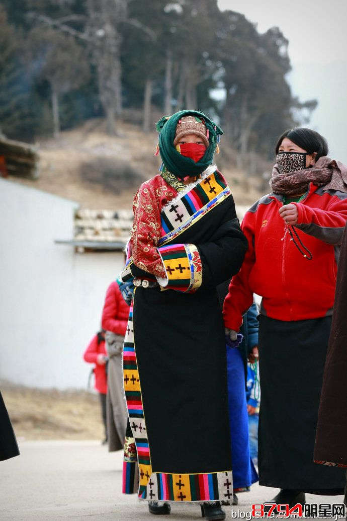安多藏族女子多妩媚 - 南麂土著 - 南麂土著的博客