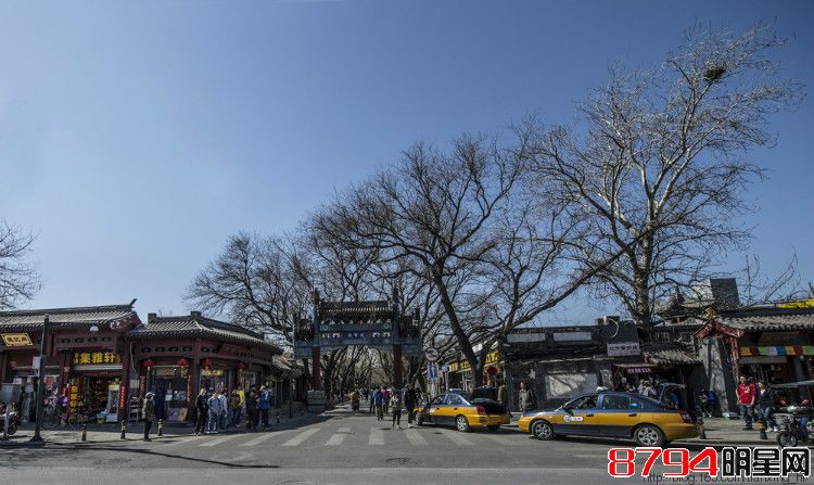 北京胡同之最--牌楼最多的胡同-国子监街(一)牌楼与孔庙，进士题名碑，大成门石鼓