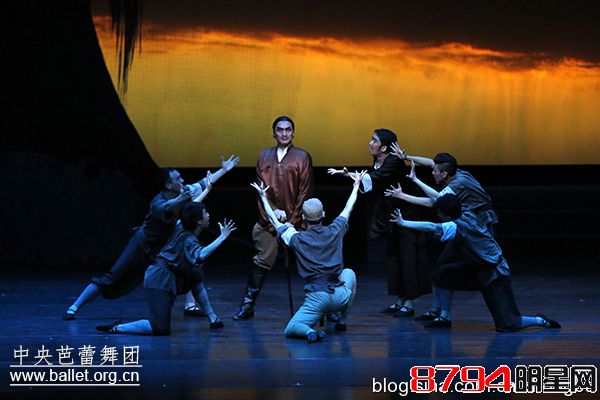《红色娘子军》火热绽放邕城南宁——中央芭蕾舞团2015年赴南方巡演大幕拉开