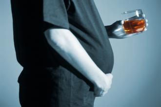抽烟喝酒对胎儿有哪些不良影响 准妈妈的不良生活习惯对胎儿的影响