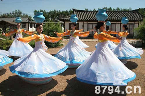 朝鲜族的四大民俗节日 元日、寒食、端午、秋夕