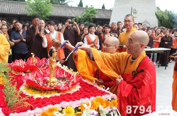 四月初八浴佛节的由来 上海浴佛节的习俗
