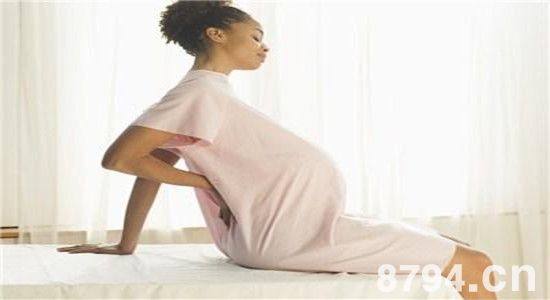 孕妇睡觉的正确姿态大揭秘  这五种姿势会让孕期生活安全又美满