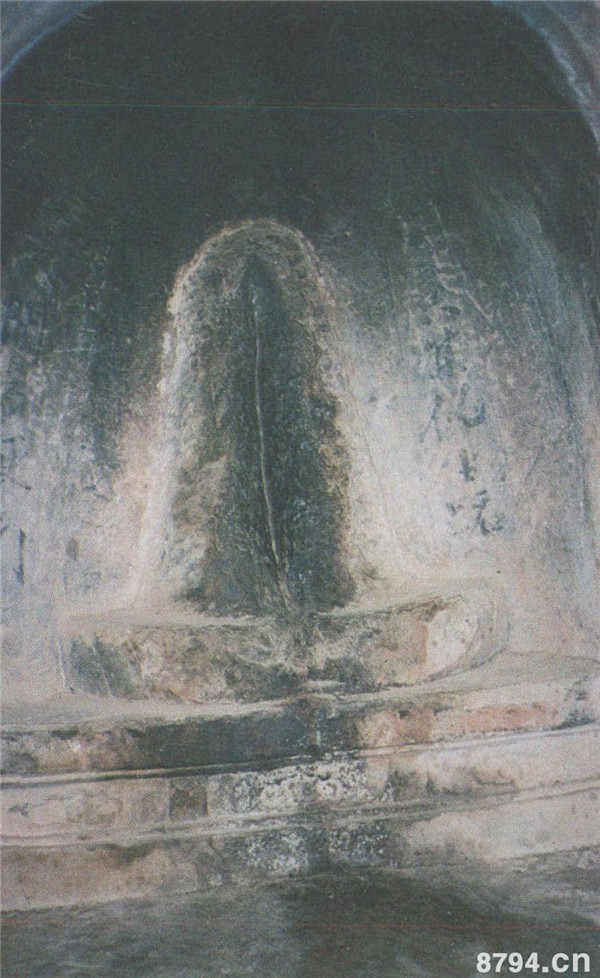 阿盎白石窟:宗教净域场所凿出这样一具被人视为粗俗丑陋的生殖器官