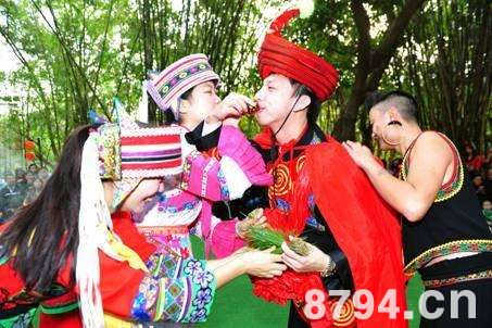 彝族婚姻习俗