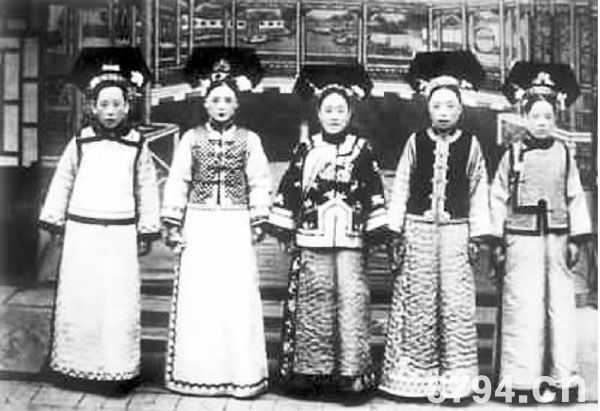 北京:旗人妇女的记忆