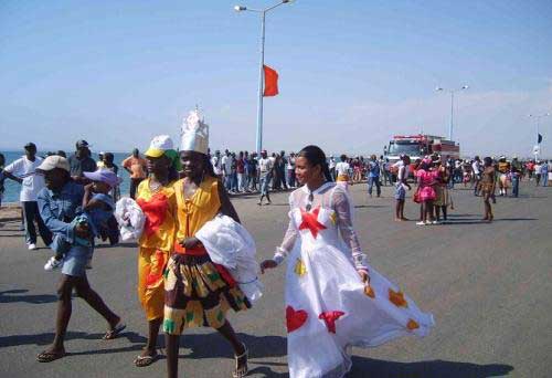 【安哥拉的重要节日有哪些】安哥拉节日、纪念日大全一览表